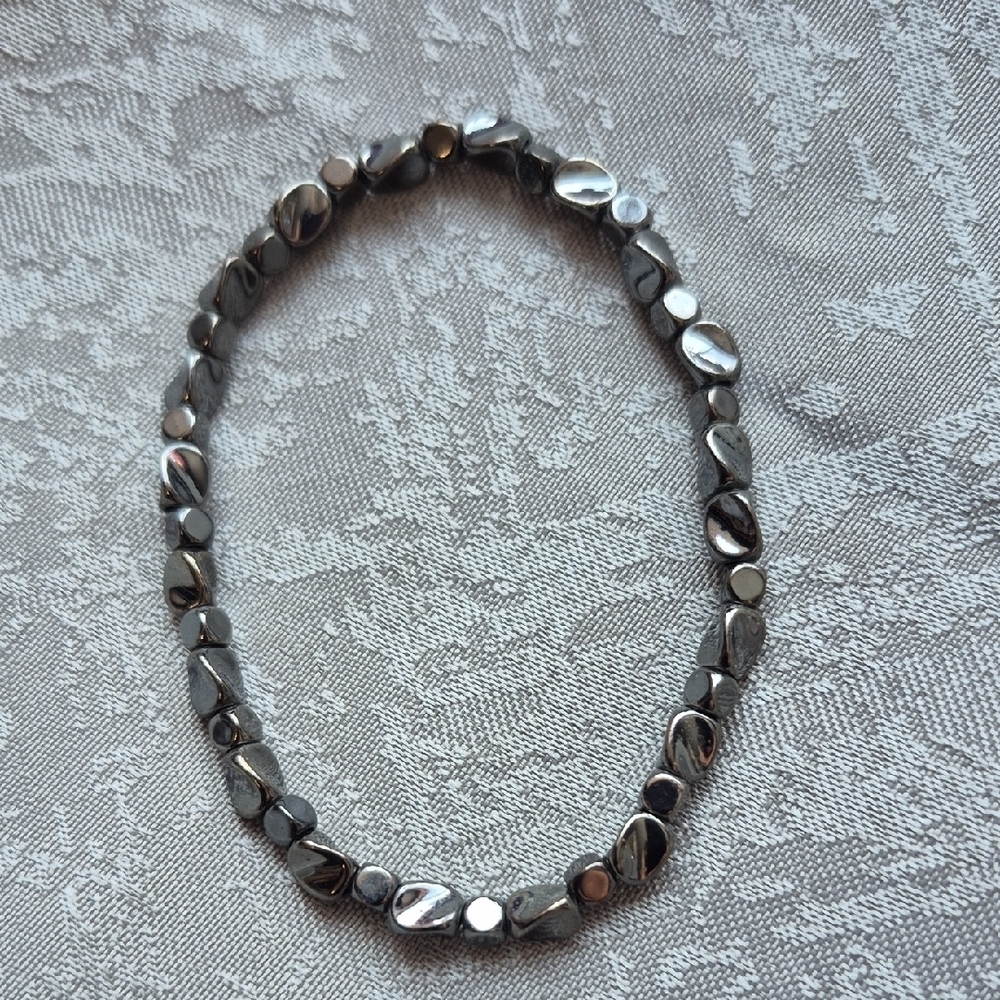 Sweet Silver Nugget Beaded Stretch Bracelet (J7)